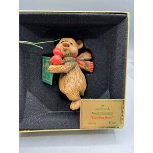Vtg Hallmark 1980 Dated Ornament "Caroling Bear" QX140-1 Christmas